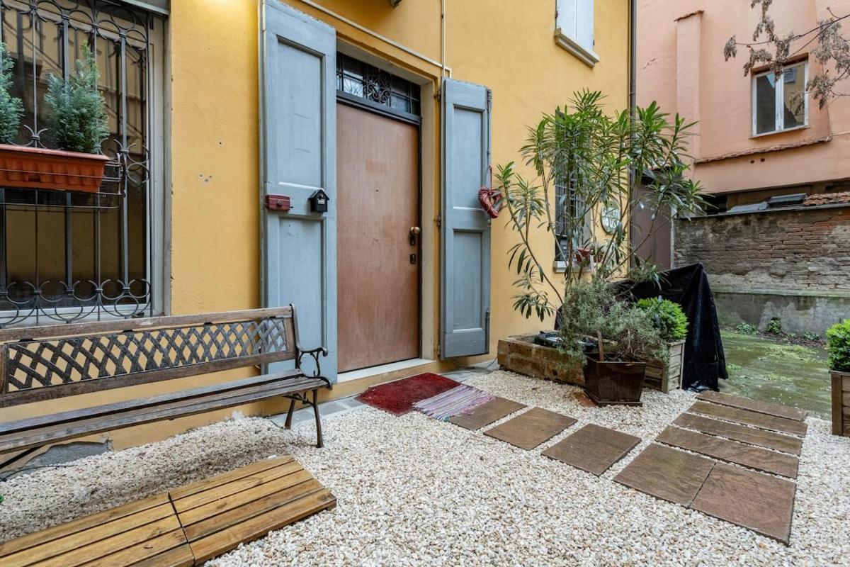 Апартаменты Gamberini House - Private Garden Болонья Экстерьер фото